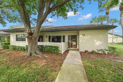 10 Thomas Ln, Oldsmar, FL 34677