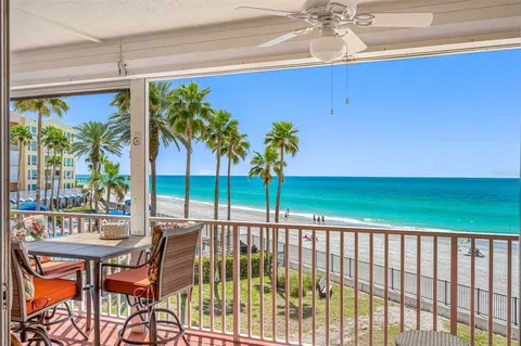 16700 Gulf Blvd #325, North Redington Beach, FL 33708