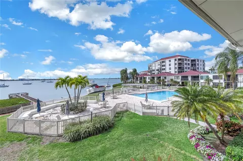 6365 Bahia Del Mar Blvd #211, Saint Petersburg, FL 33715