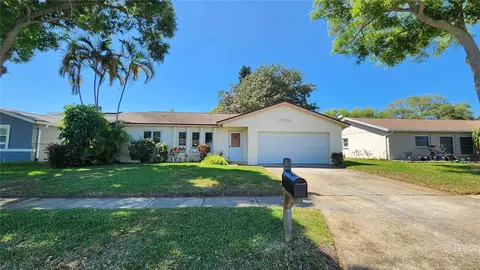 10830 117th Way, Seminole, FL 33778
