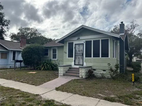 620 15th St N, Saint Petersburg, FL 33705