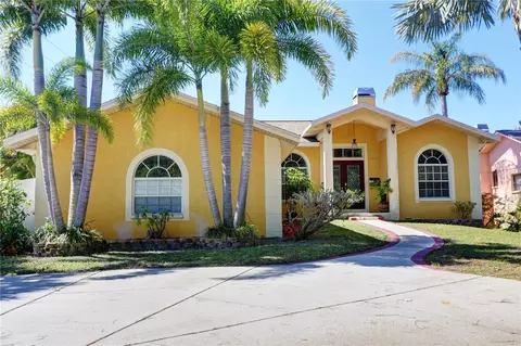 6914 Park St S, Saint Petersburg, FL 33707