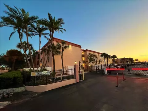8911 Blind Pass Rd #308, Saint Pete Beach, FL 33706