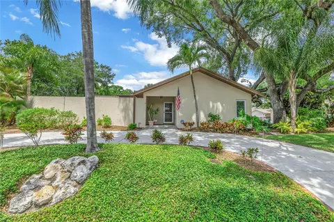 3001 W Angeles St, Tampa, FL 33629