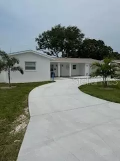 2453 Tropical Shores Dr SE, Saint Petersburg, FL 33705
