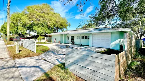 11623 Park Blvd, Seminole, FL 33772