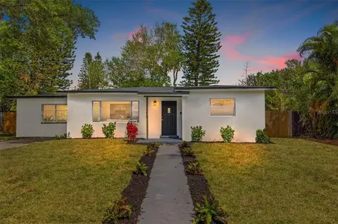 6218 7th St S, Saint Petersburg, FL 33705
