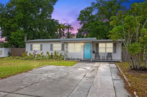 7110 14th St N, Saint Petersburg, FL 33702