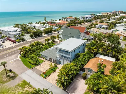 16021 Gulf Blvd, Redington Beach, FL 33708 photo 1