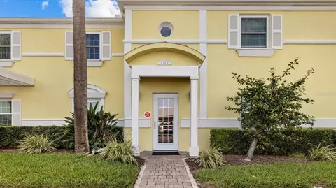 267 Seahorse Dr SE #B, Saint Petersburg, FL 33705