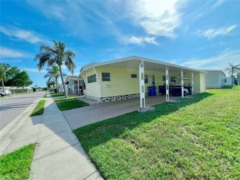 1100 Belcher Rd S #53, Largo, FL 33771