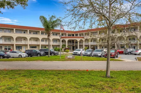 2434 Australia Way E #16, Clearwater, FL 33763