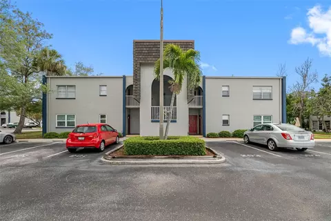 3146 29th Ave N #103, Saint Petersburg, FL 33713
