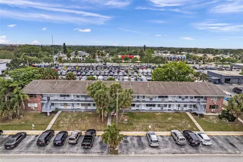 2353 Shelley St #24, Clearwater, FL 33765