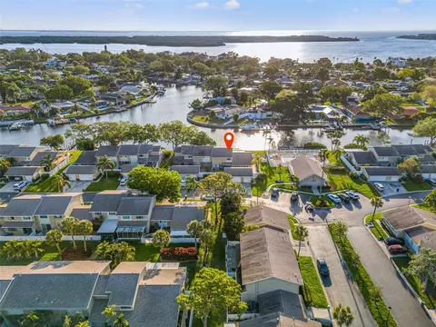 6447 Cape Hatteras Way NE #3, Saint Petersburg, FL 33702