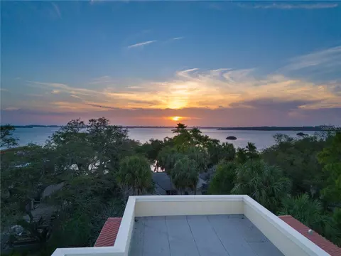 8265 26th Ave N, Saint Petersburg, FL 33710