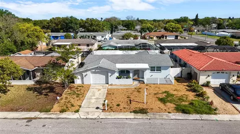 7135 Brentwood Dr, Port Richey, FL 34668