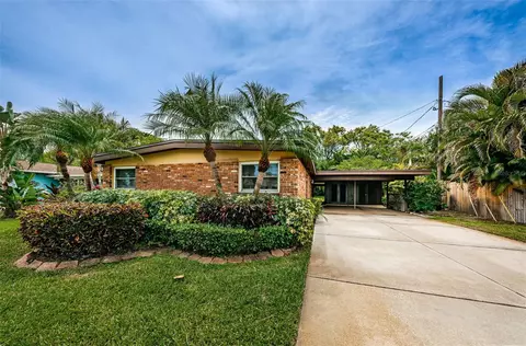 10948 Valencia Ave, Seminole, FL 33772