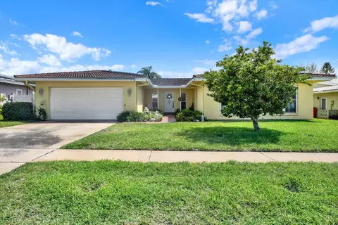 14420 Passage Way, Seminole, FL 33776