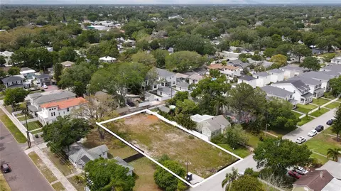 2816 12th St N, Saint Petersburg, FL 33704