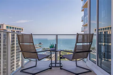 175 1st St S #2602, Saint Petersburg, FL 33701