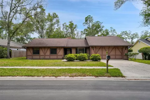 3017 Tall Pine Dr, Safety Harbor, FL 34695