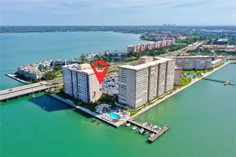 5220 Brittany Dr S #801, Saint Petersburg, FL 33715