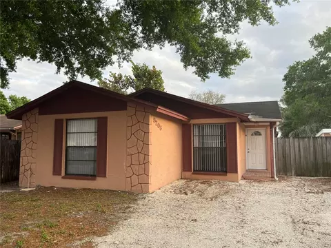 9208 Spy Glass Ct, Tampa, FL 33615