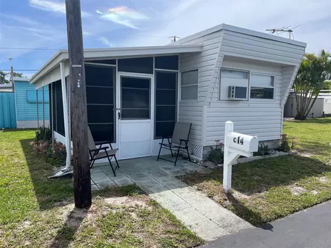 12674 Seminole Blvd #C14, Largo, FL 33778
