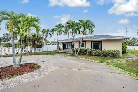 442 46th Ave, Saint Pete Beach, FL 33706