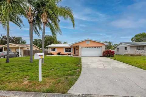 11723 82nd Ter, Seminole, FL 33772