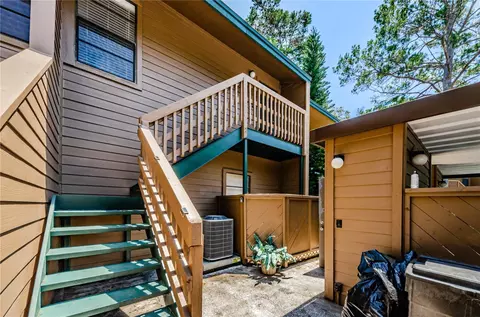 406 Lennox Rd W #406, Palm Harbor, FL 34683