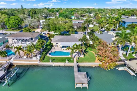 11884 Walker Ave, Seminole, FL 33772