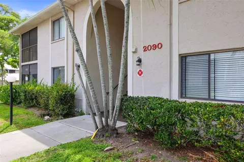 2090 Hunters Glen Dr #712, Dunedin, FL 34698