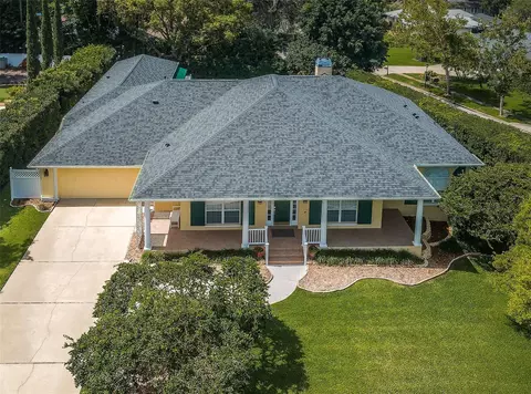 1540 Crestwood Ln, Palm Harbor, FL 34683