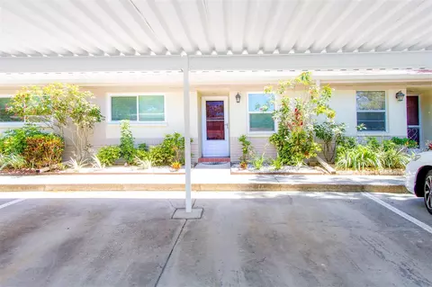 2460 Northside Dr #305, Clearwater, FL 33761
