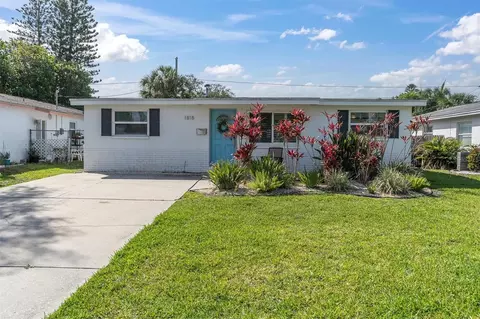 1818 Nevada Ave NE, Saint Petersburg, FL 33703