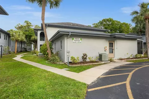 10800 Us Highway 19 N #228, Pinellas Park, FL 33782