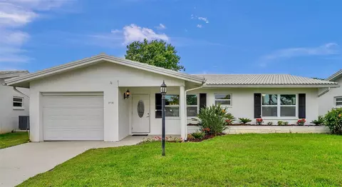 9736 36th St N, Pinellas Park, FL 33782