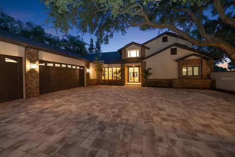 628 Bluff View Dr, Belleair Bluffs, FL 33770