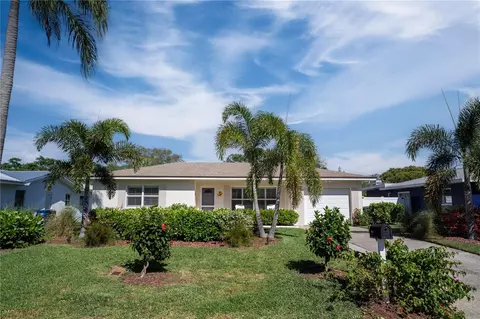 1505 San Charles Dr, Dunedin, FL 34698