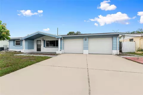 5550 Mosaic Dr, Holiday, FL 34690