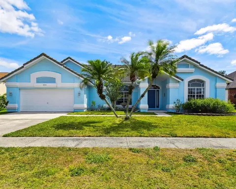 2211 Albion Ave, Orlando, FL 32833