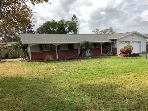 11400 Walker Ave, Seminole, FL 33772
