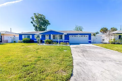 11474 65th Ave, Seminole, FL 33772