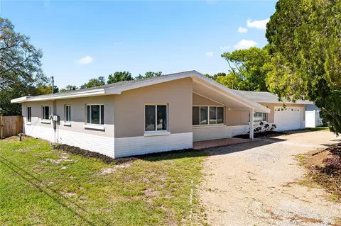 1555 Valencia St, Clearwater, FL 33756