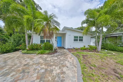 631 42nd Ave N, Saint Petersburg, FL 33703