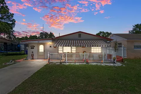247 93rd Ave N, Saint Petersburg, FL 33702
