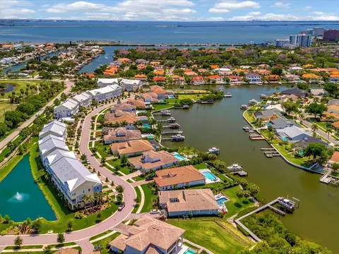 4133 Rocky Shores Dr, Tampa, FL 33634