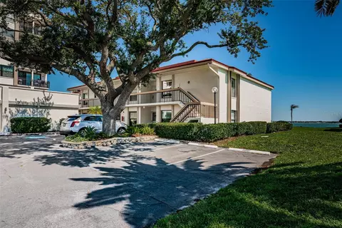 6211 Sun Blvd #215, Saint Petersburg, FL 33715